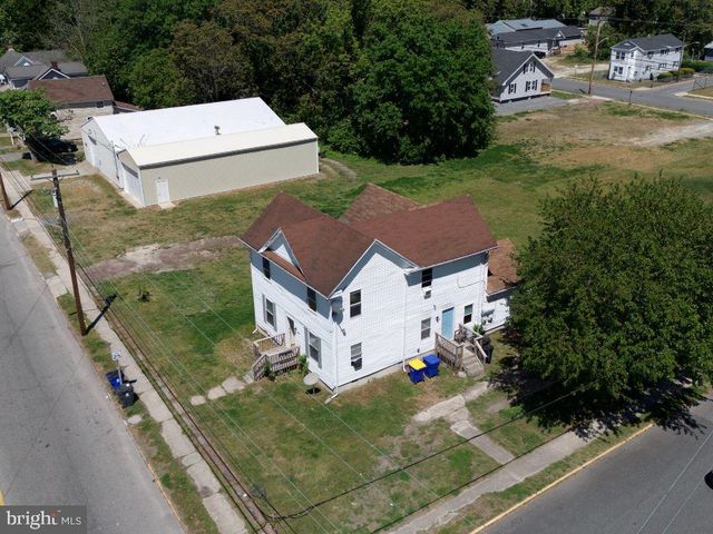 303 N FRONT ST, Seaford, DE 19973