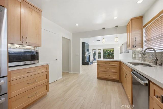 13538 Cantara, Panorama City, CA 91402