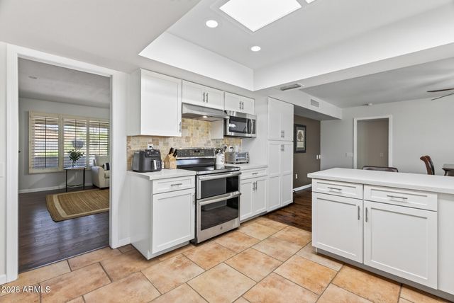 9711 W CALICO Drive, Sun City, AZ 85373