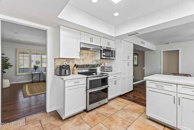 9711 W CALICO Drive, Sun City, AZ 85373