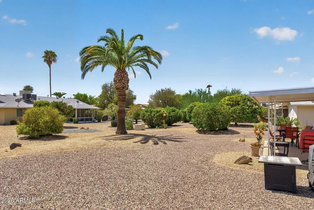 9711 W CALICO Drive, Sun City, AZ 85373