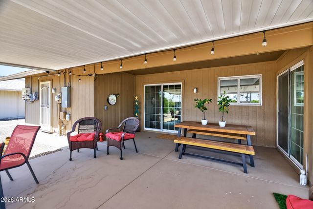 9711 W CALICO Drive, Sun City, AZ 85373