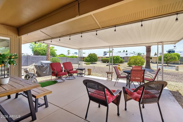 9711 W CALICO Drive, Sun City, AZ 85373
