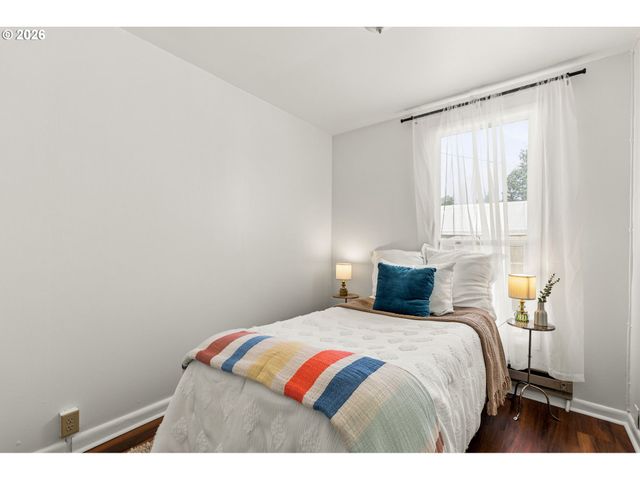 257 W 15TH Ave, Eugene, OR 97401