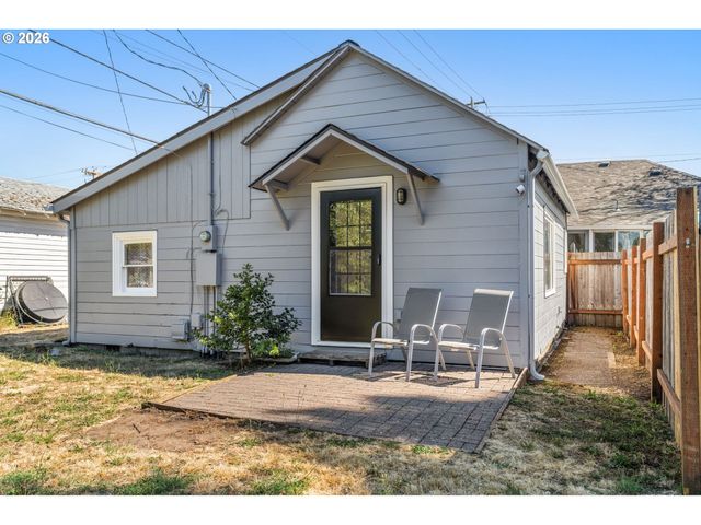257 W 15TH Ave, Eugene, OR 97401
