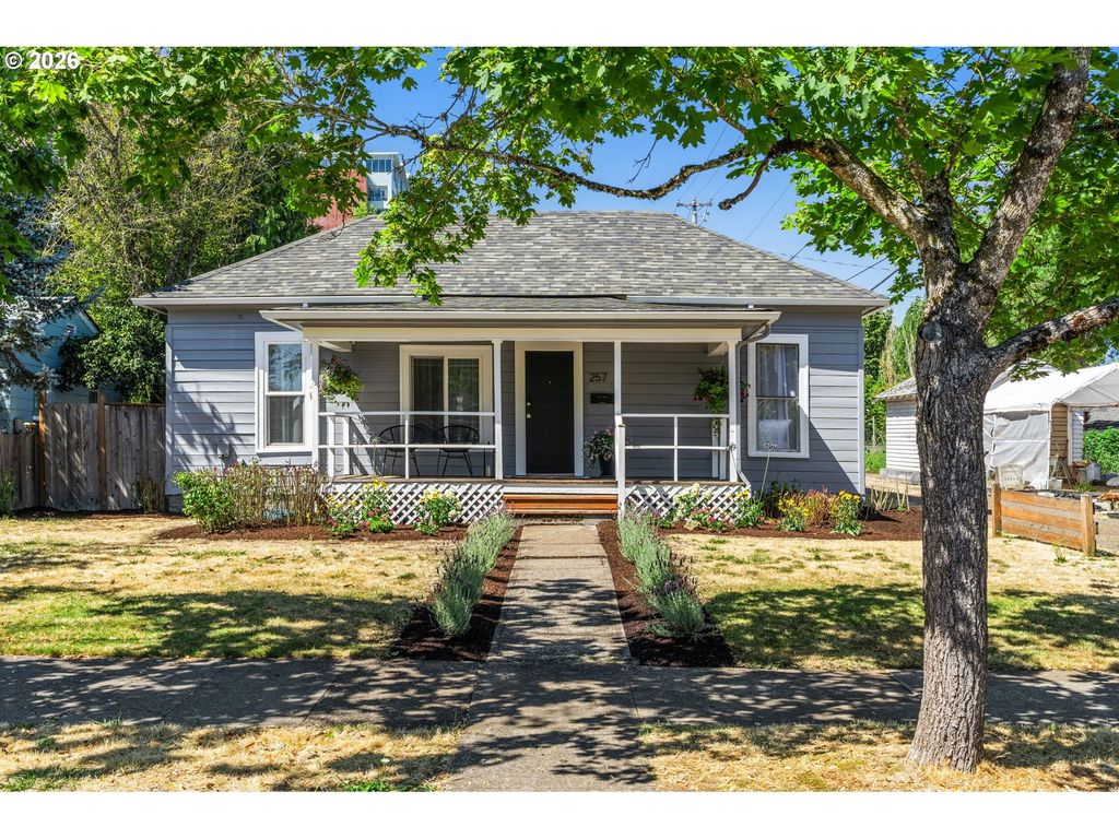 257 W 15TH Ave, Eugene, OR 97401