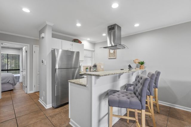 270 Lake Hamilton Dr Apt E10, Hot Springs, AR 71913