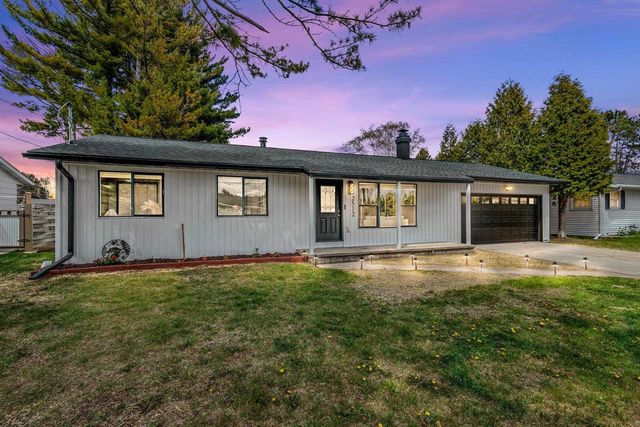 2512 44TH STREET, Two Rivers, WI 54241