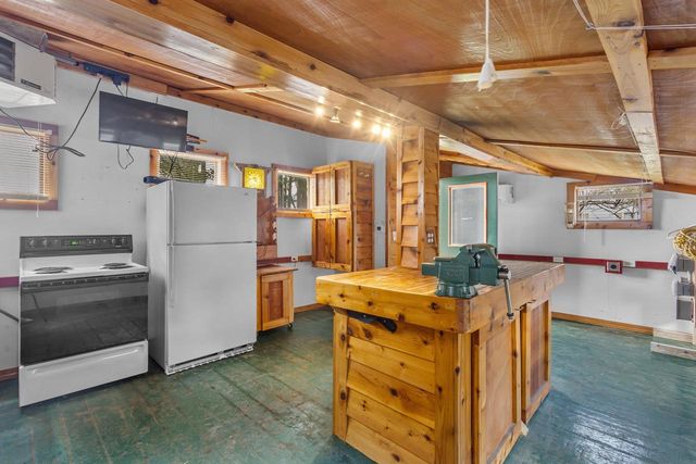 2512 44TH STREET, Two Rivers, WI 54241
