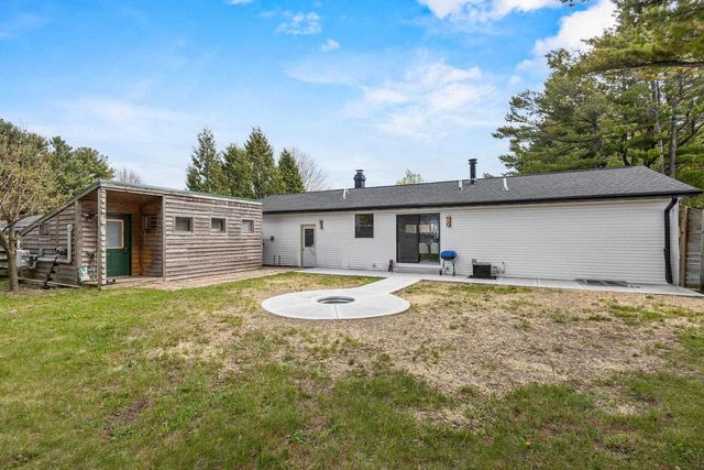 2512 44TH STREET, Two Rivers, WI 54241