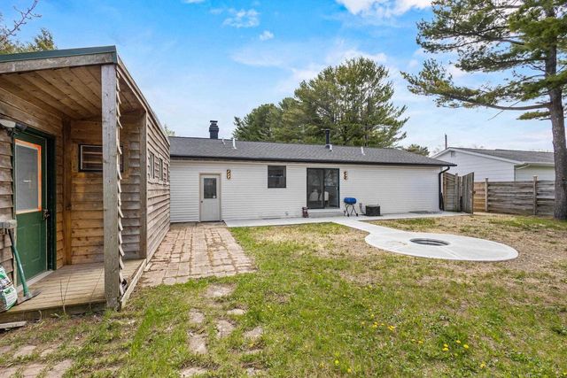 2512 44TH STREET, Two Rivers, WI 54241