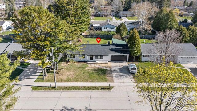 2512 44TH STREET, Two Rivers, WI 54241
