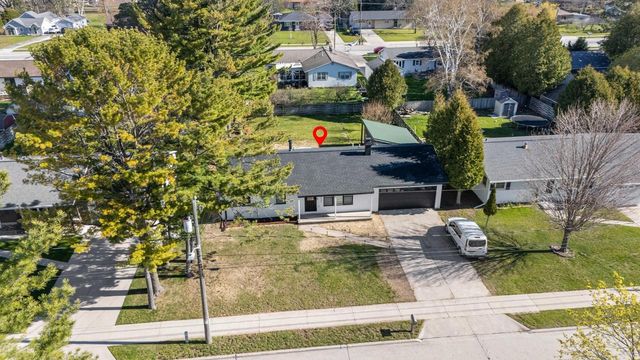 2512 44TH STREET, Two Rivers, WI 54241