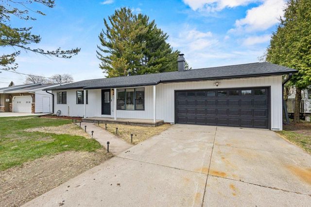 2512 44TH STREET, Two Rivers, WI 54241