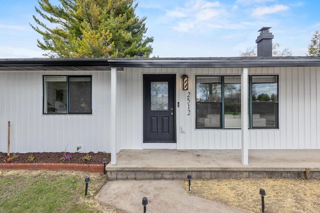 2512 44TH STREET, Two Rivers, WI 54241