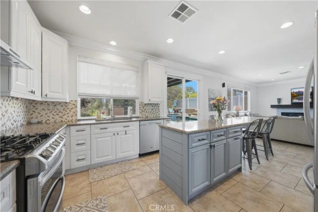 41045 Chaco Canyon, Murrieta, CA 92562