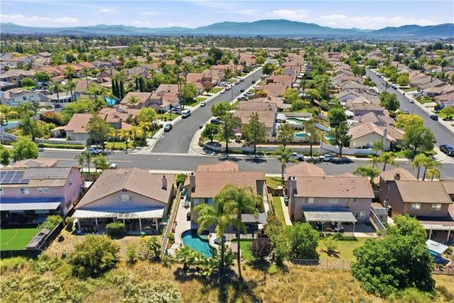 41045 Chaco Canyon, Murrieta, CA 92562