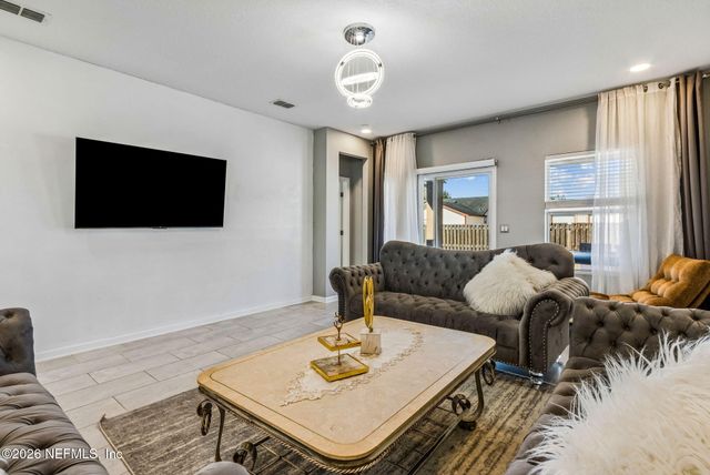 10400 ADDISON LAKES Drive, Jacksonville, FL 32257