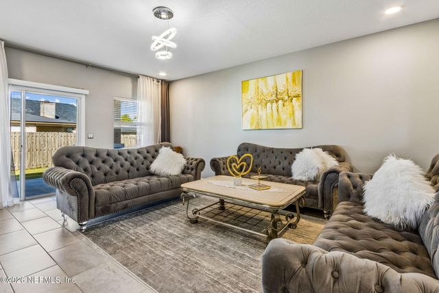 10400 ADDISON LAKES Drive, Jacksonville, FL 32257