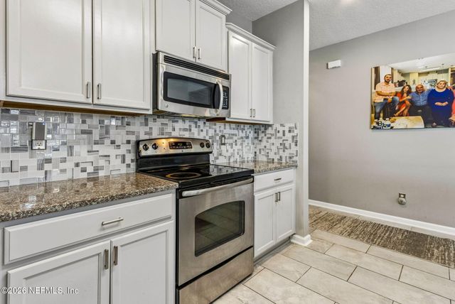 10400 ADDISON LAKES Drive, Jacksonville, FL 32257