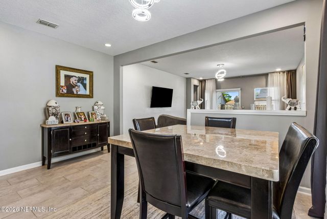 10400 ADDISON LAKES Drive, Jacksonville, FL 32257