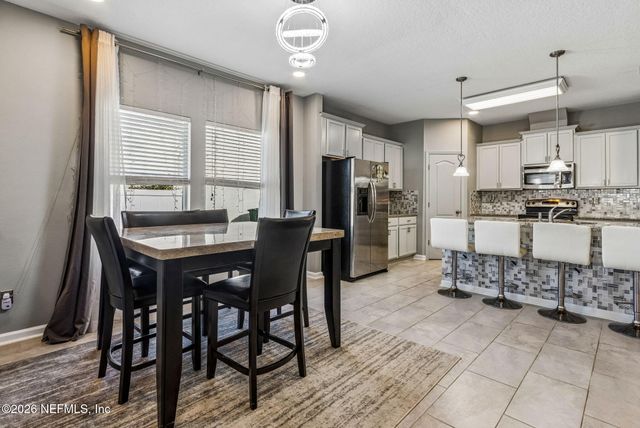 10400 ADDISON LAKES Drive, Jacksonville, FL 32257