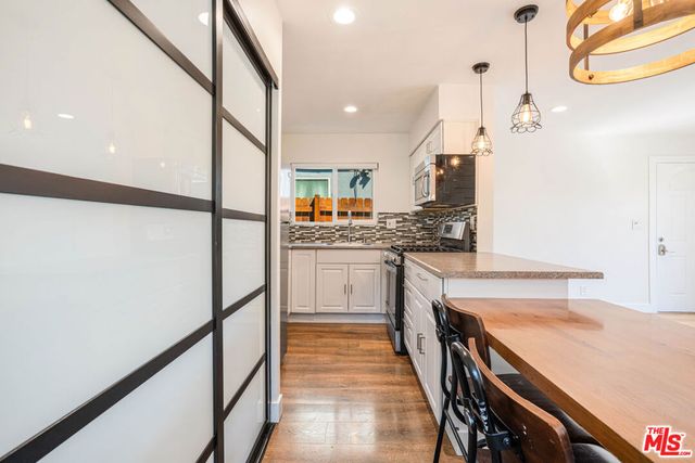 12009 Cedar Avenue A, Hawthorne, CA 90250