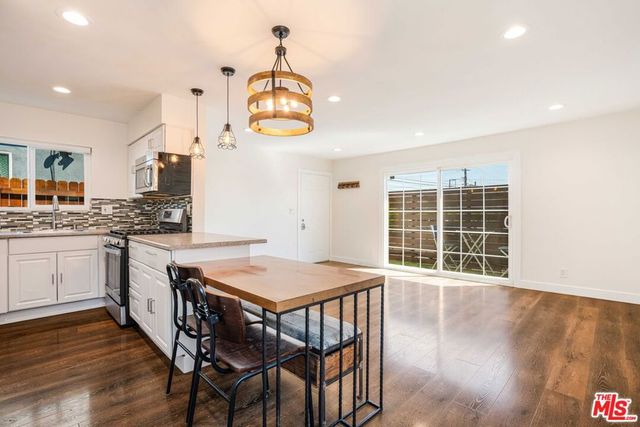 12009 Cedar Avenue A, Hawthorne, CA 90250