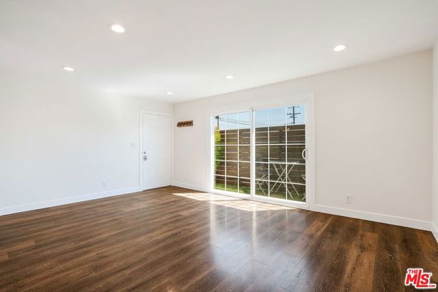 12009 Cedar Avenue A, Hawthorne, CA 90250