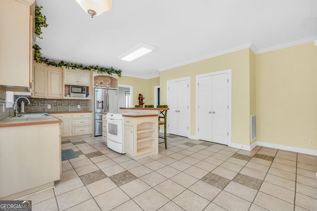 404 Blue Store Road, Forsyth, GA 31029