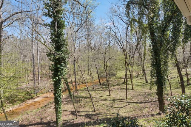 404 Blue Store Road, Forsyth, GA 31029