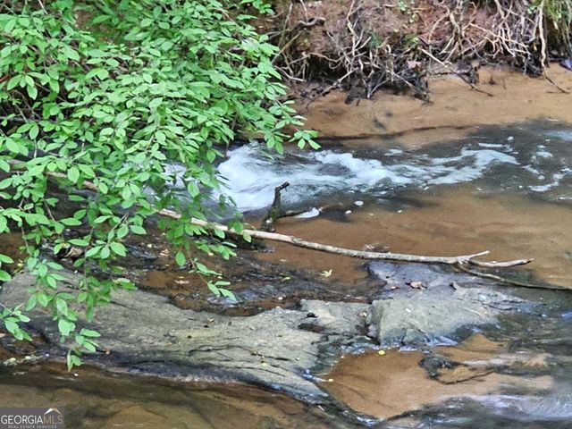 404 Blue Store Road, Forsyth, GA 31029