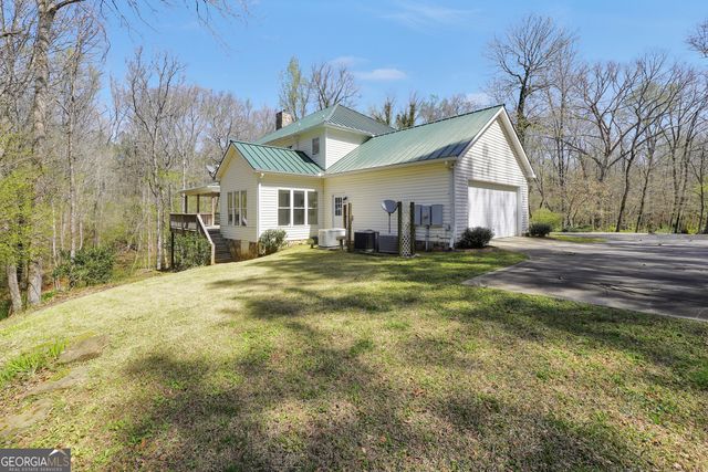 404 Blue Store Road, Forsyth, GA 31029