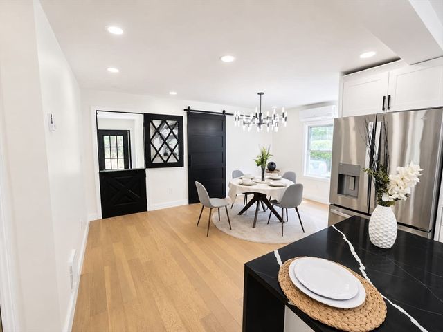 156 Beech St, Fitchburg, MA 01420
