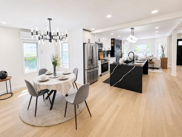 156 Beech St, Fitchburg, MA 01420