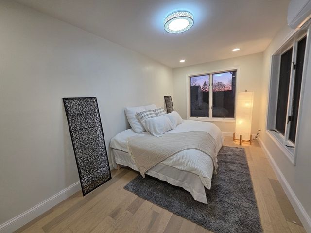 156 Beech St, Fitchburg, MA 01420