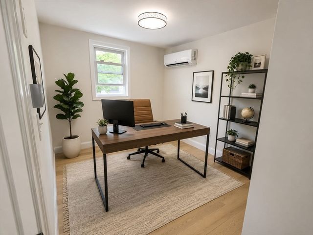 156 Beech St, Fitchburg, MA 01420