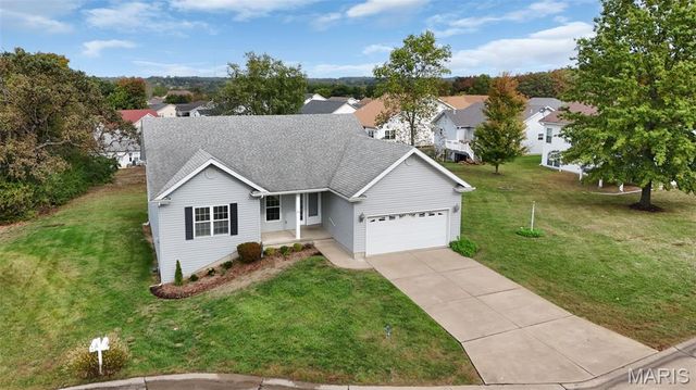 404 Barleyfield Court, Wentzville, MO 63385