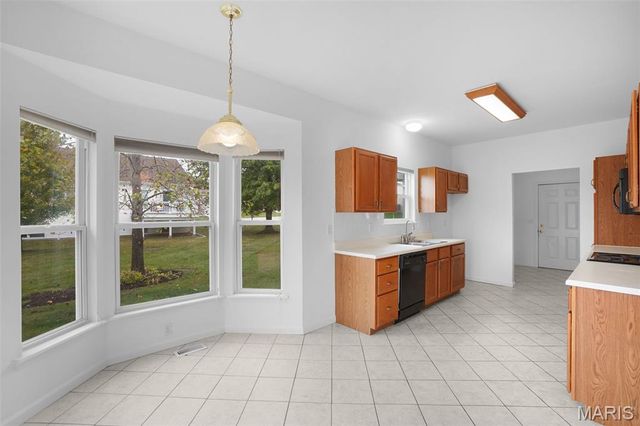 404 Barleyfield Court, Wentzville, MO 63385