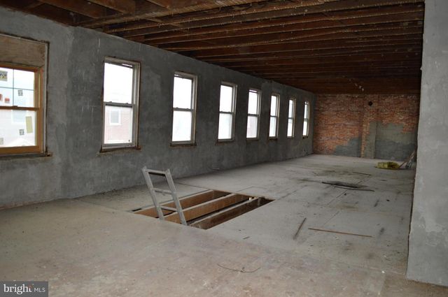 1-3 E MAIN ST, Newville, PA 17241