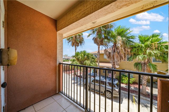 15422 Seamount Cay Ct 104, Corpus Christi, TX 78418
