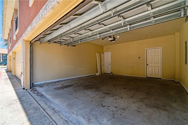 15422 Seamount Cay Ct 104, Corpus Christi, TX 78418