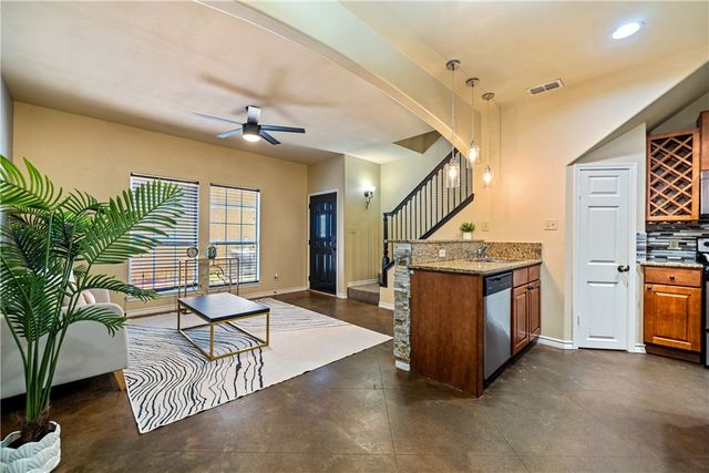 15422 Seamount Cay Ct 104, Corpus Christi, TX 78418