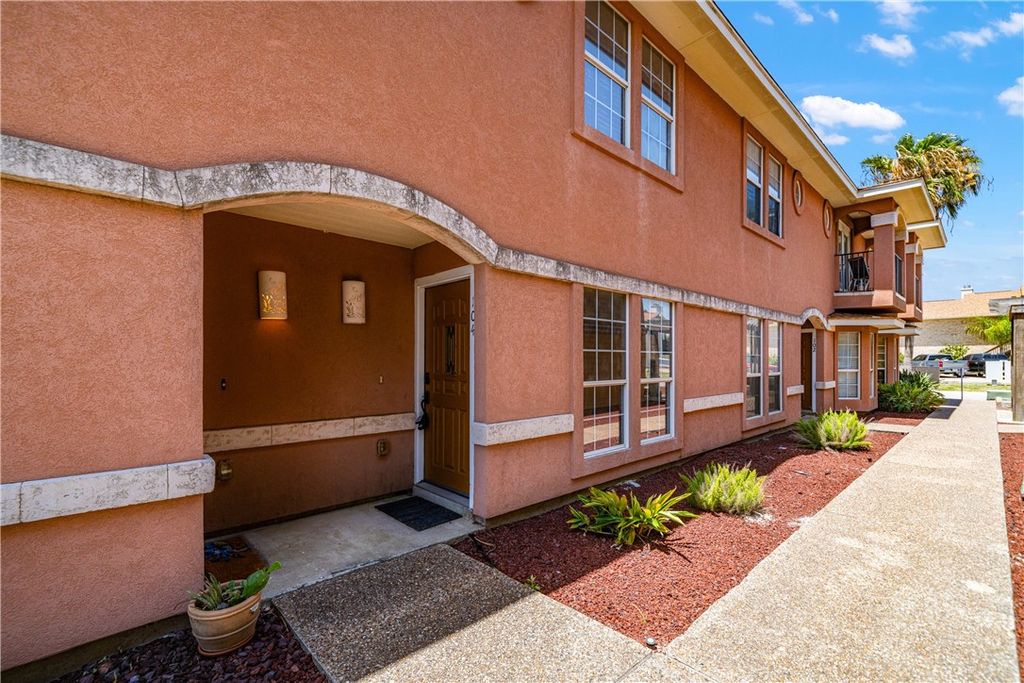 15422 Seamount Cay Ct 104, Corpus Christi, TX 78418