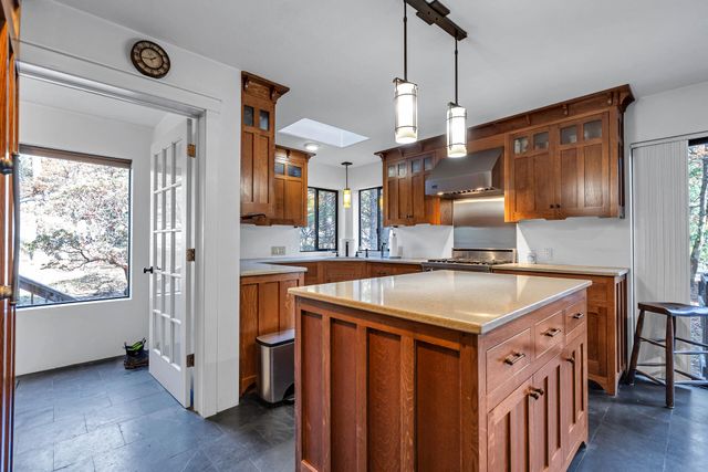 4000 Fs Road, Hayfork, CA 96041