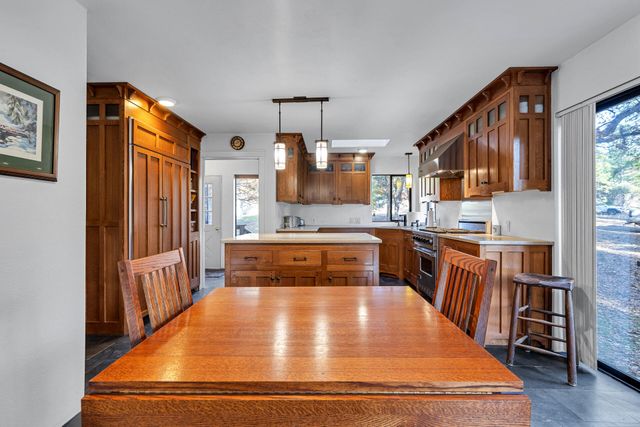 4000 Fs Road, Hayfork, CA 96041