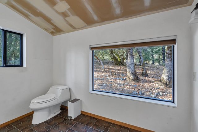 4000 Fs Road, Hayfork, CA 96041