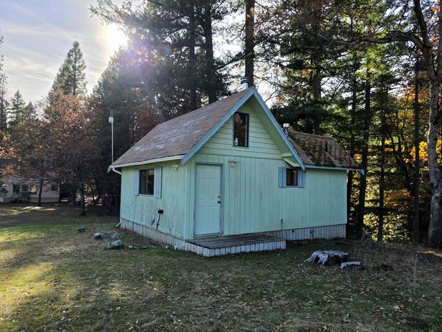 4000 Fs Road, Hayfork, CA 96041