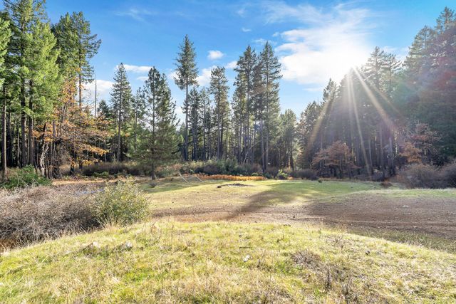 4000 Fs Road, Hayfork, CA 96041