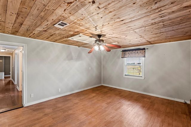 26983 County Road 115, Bedias, TX 77831